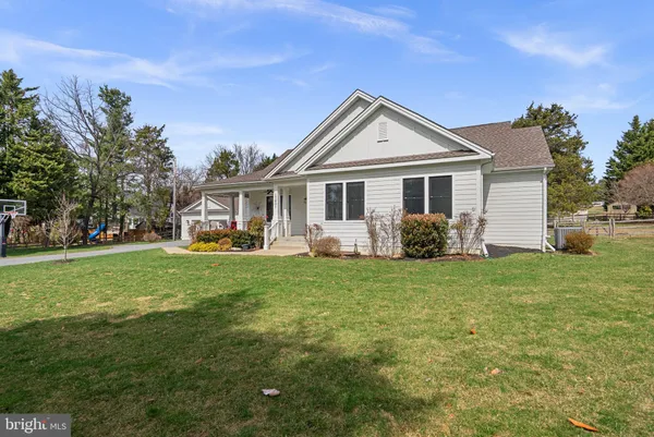 $5,500 | 17601 Crystal Spring Terrace, Ashton, MD 20861