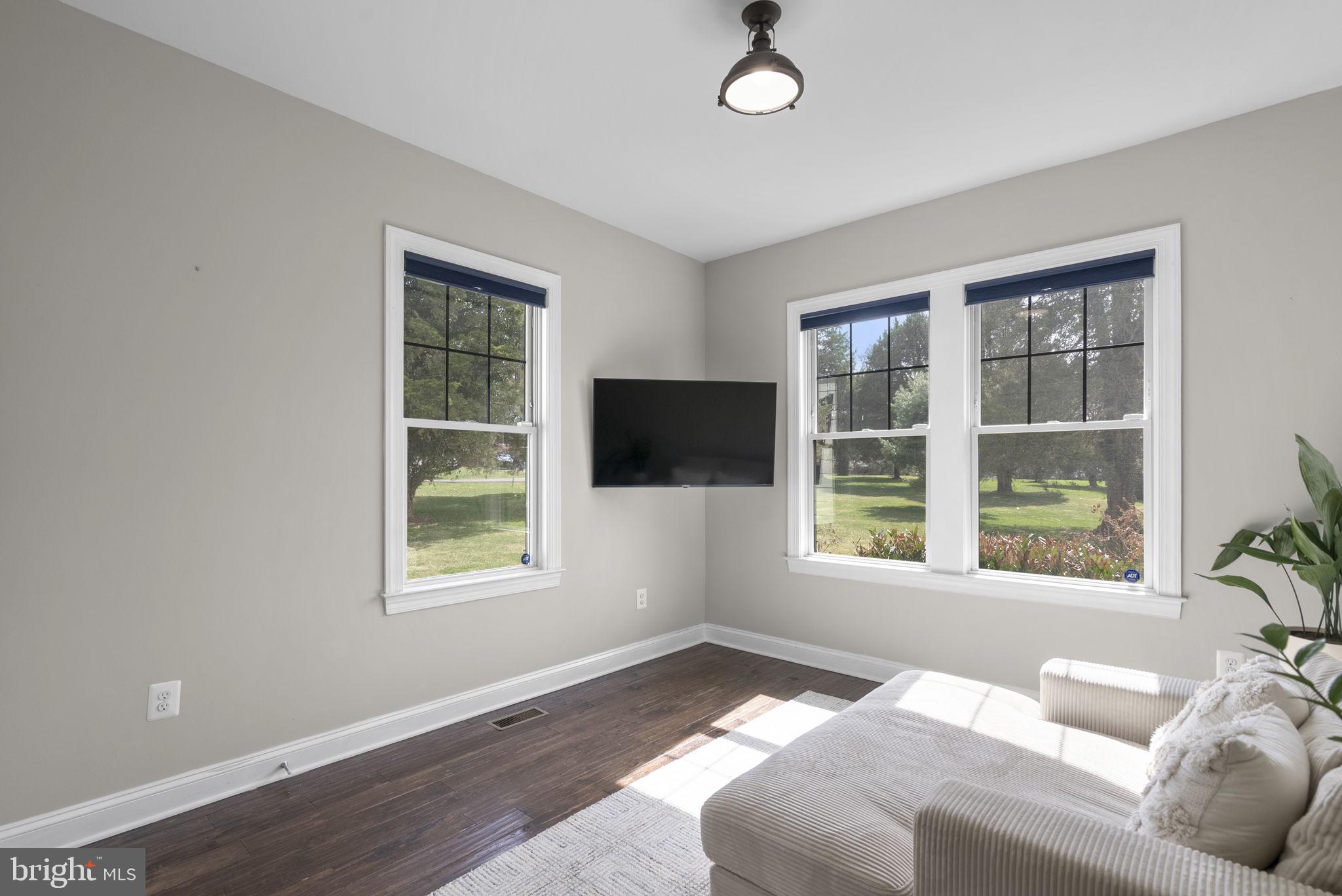 17601 Crystal Spring Terrace Ashton, MD 20861 - Photo 26 of 45