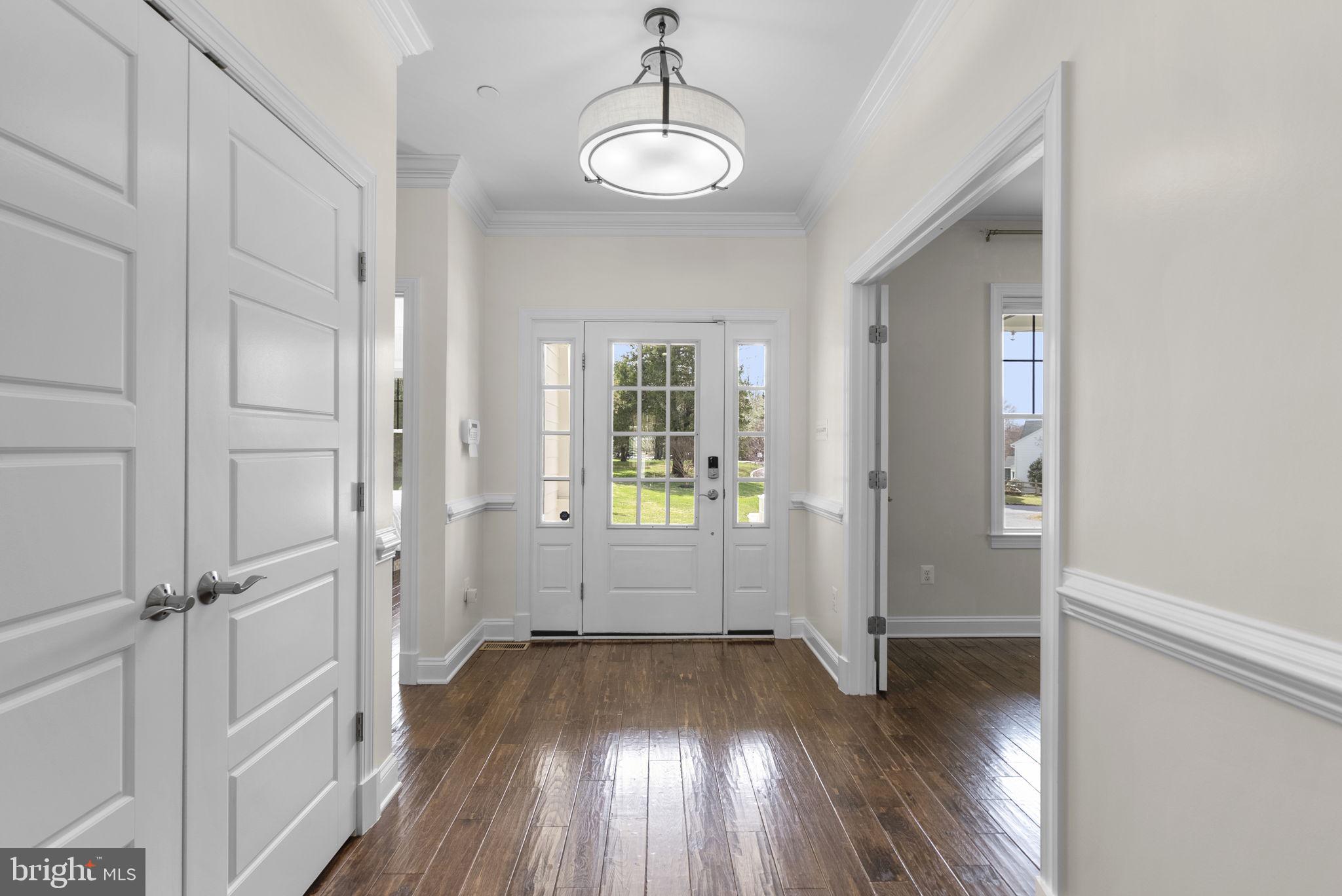 17601 Crystal Spring Terrace Ashton, MD 20861 - Photo 4 of 45