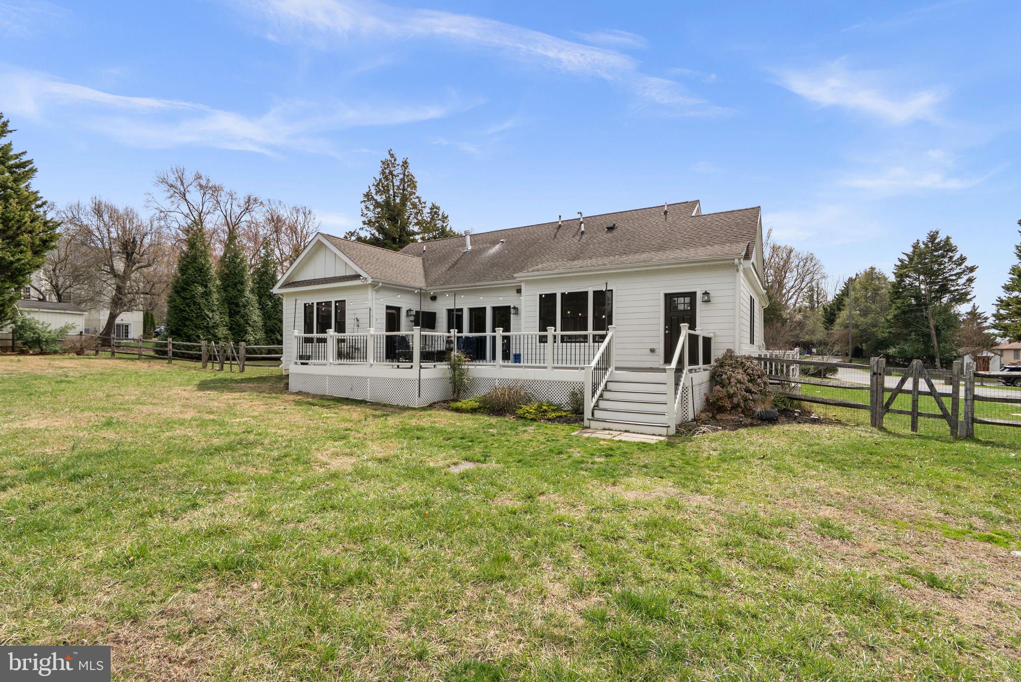 17601 Crystal Spring Terrace Ashton, MD 20861 - Photo 42 of 45