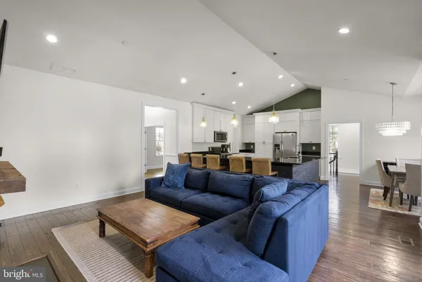 $5,500 | 17601 Crystal Spring Terrace, Ashton, MD 20861