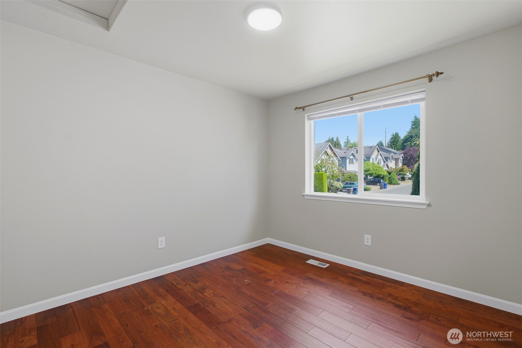 19215 25th Avenue Southeast Bothell, WA 98012 - Photo 29 of 39