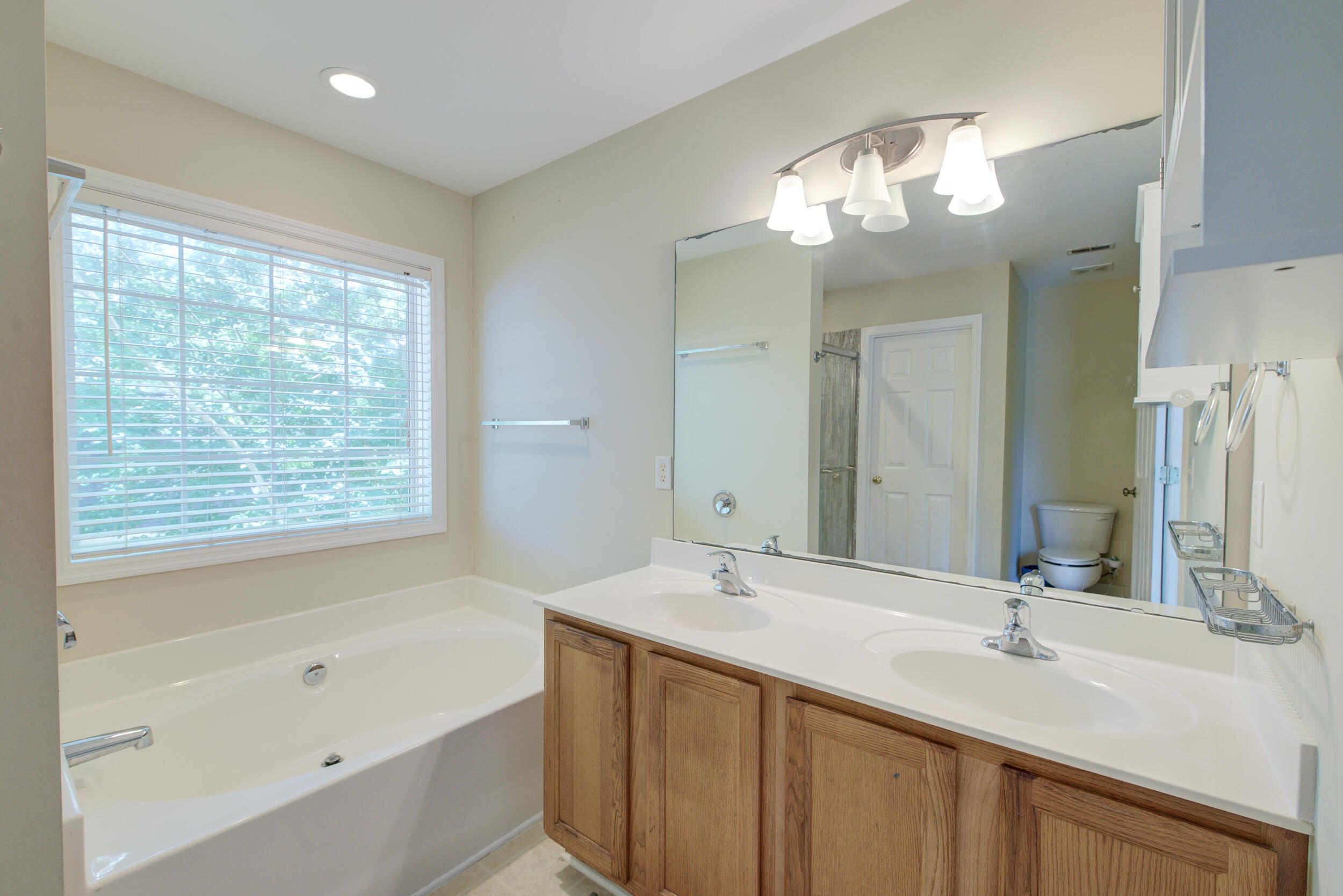 715 Oxford Road Ladson, SC 29456 - Photo 20 of 45