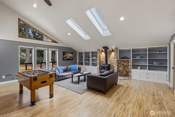 $1,275,000 | 13717 46th Avenue West, Edmonds, WA 98026