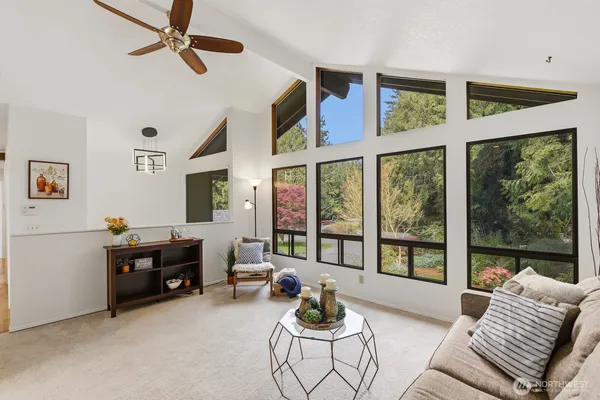 $1,275,000 | 13717 46th Avenue West, Edmonds, WA 98026