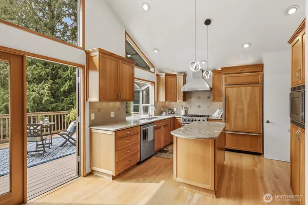 $1,275,000 | 13717 46th Avenue West, Edmonds, WA 98026