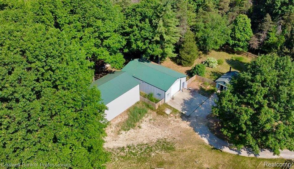 8239 Morrish Road Flushing, MI 48433 - Photo 21 of 33