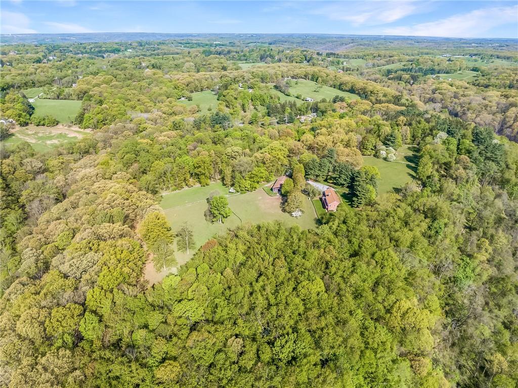 45 Stonedale Road Sewickley, PA 15143 - Photo 2 of 28 a view of a green field