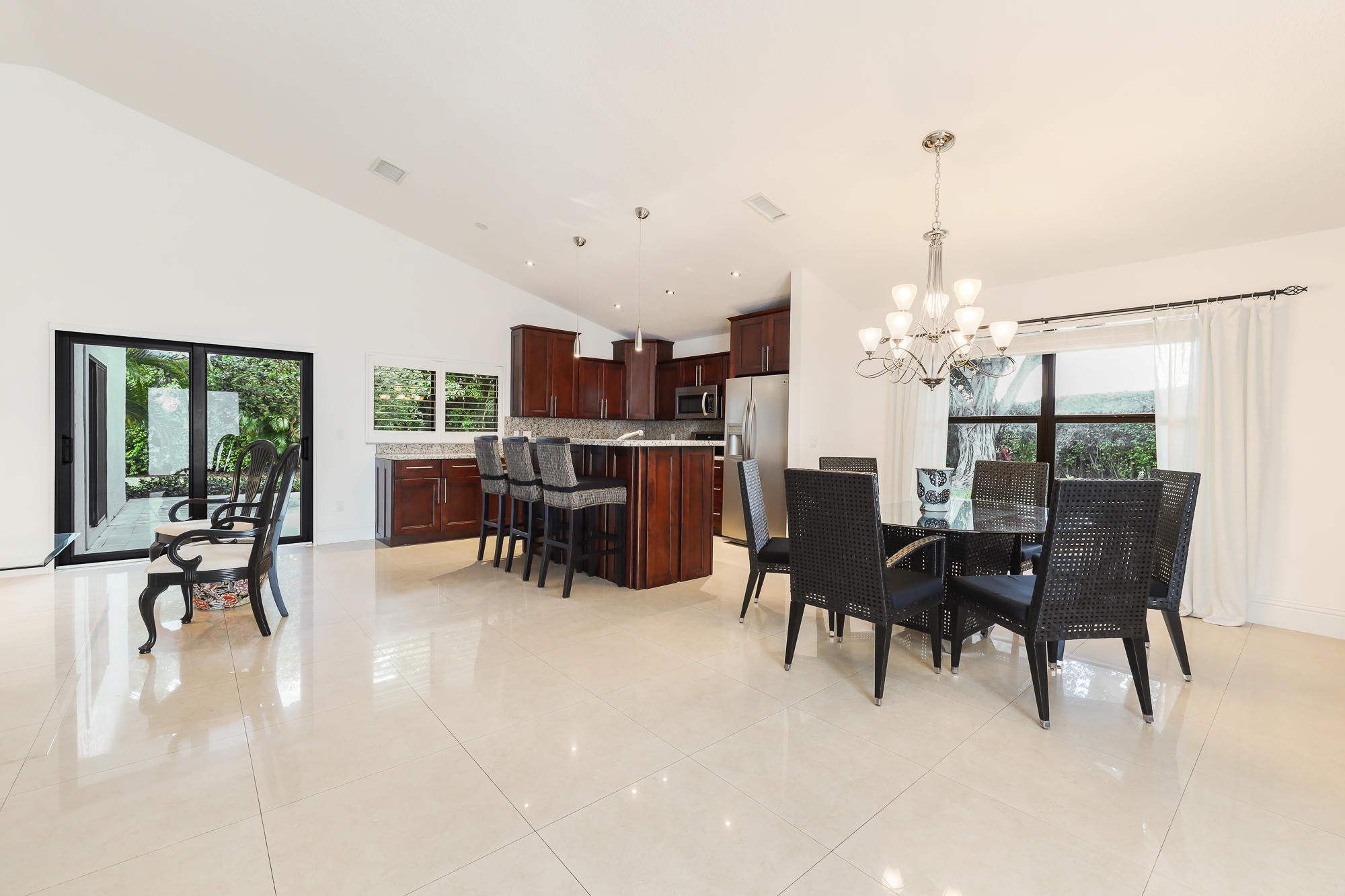 2298 Northwest 8th Street Boca Raton, FL 33431 - Photo 4 of 35 Kitchen and Dining