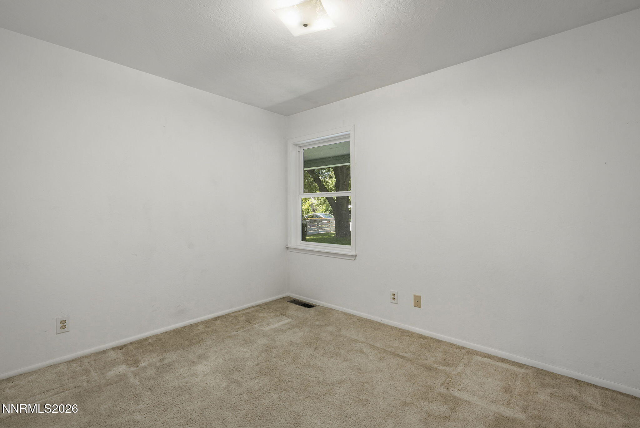 1310 Earl Drive Reno, NV 89503 - Photo 18 of 53 21-web-or-mls-_DSC6375