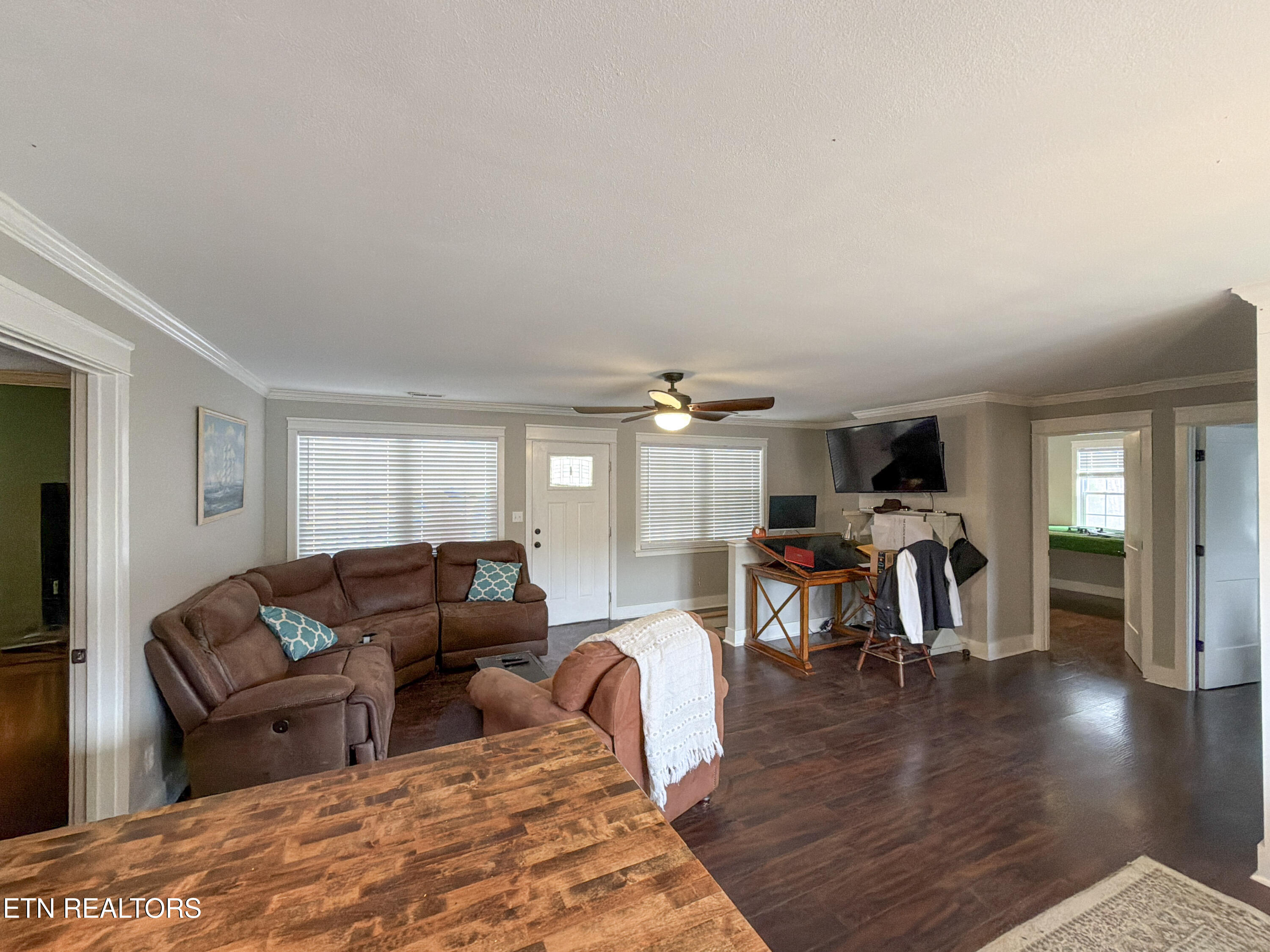 263 Graves Hollow Road Maynardville, TN 37807 - Photo 13 of 47 Livingroom