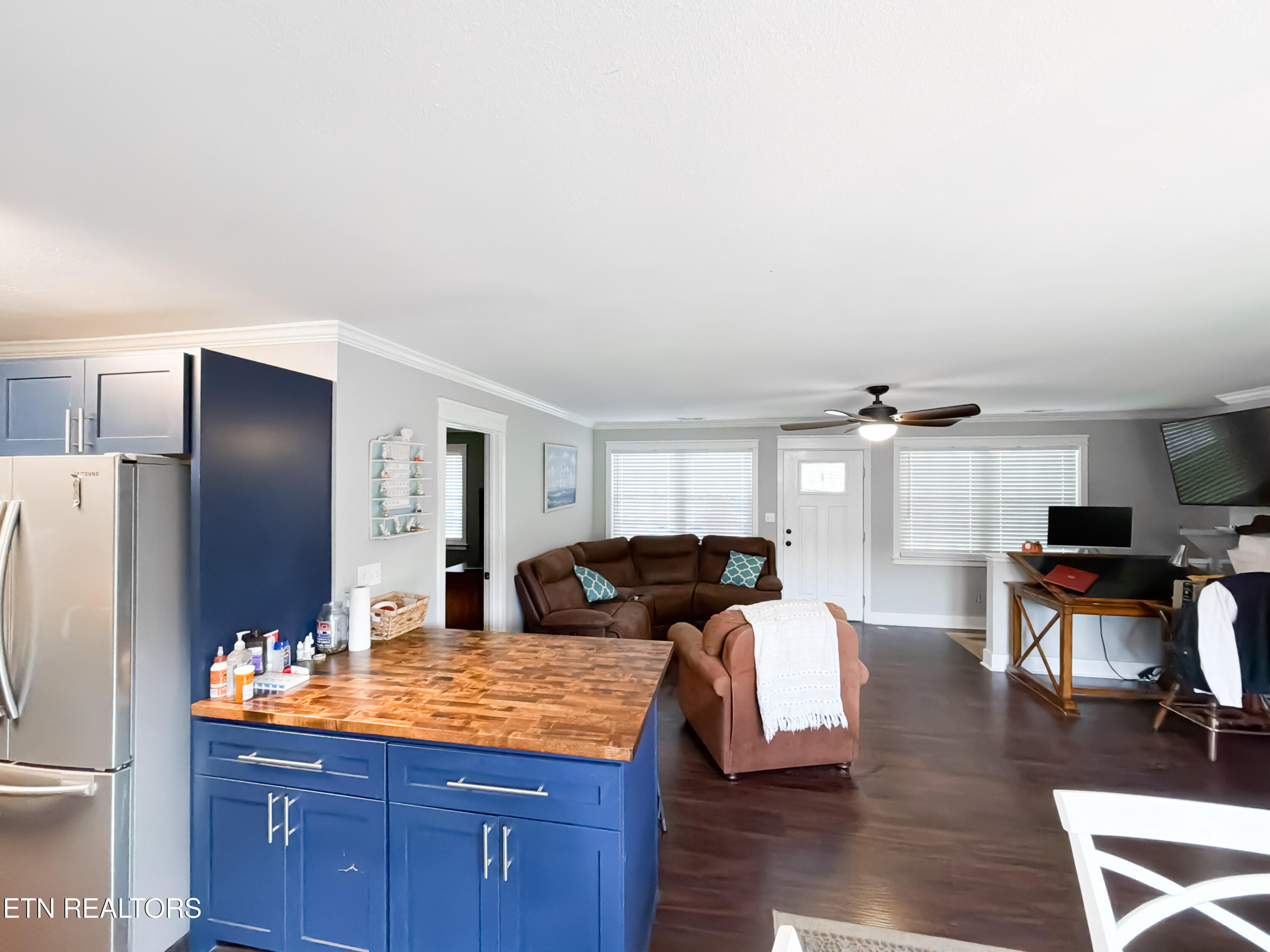 263 Graves Hollow Road Maynardville, TN 37807 - Photo 14 of 47 Livingroom