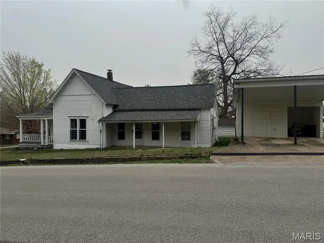 $90,000 | 603 North Grand Avenue, Doniphan, MO 63935