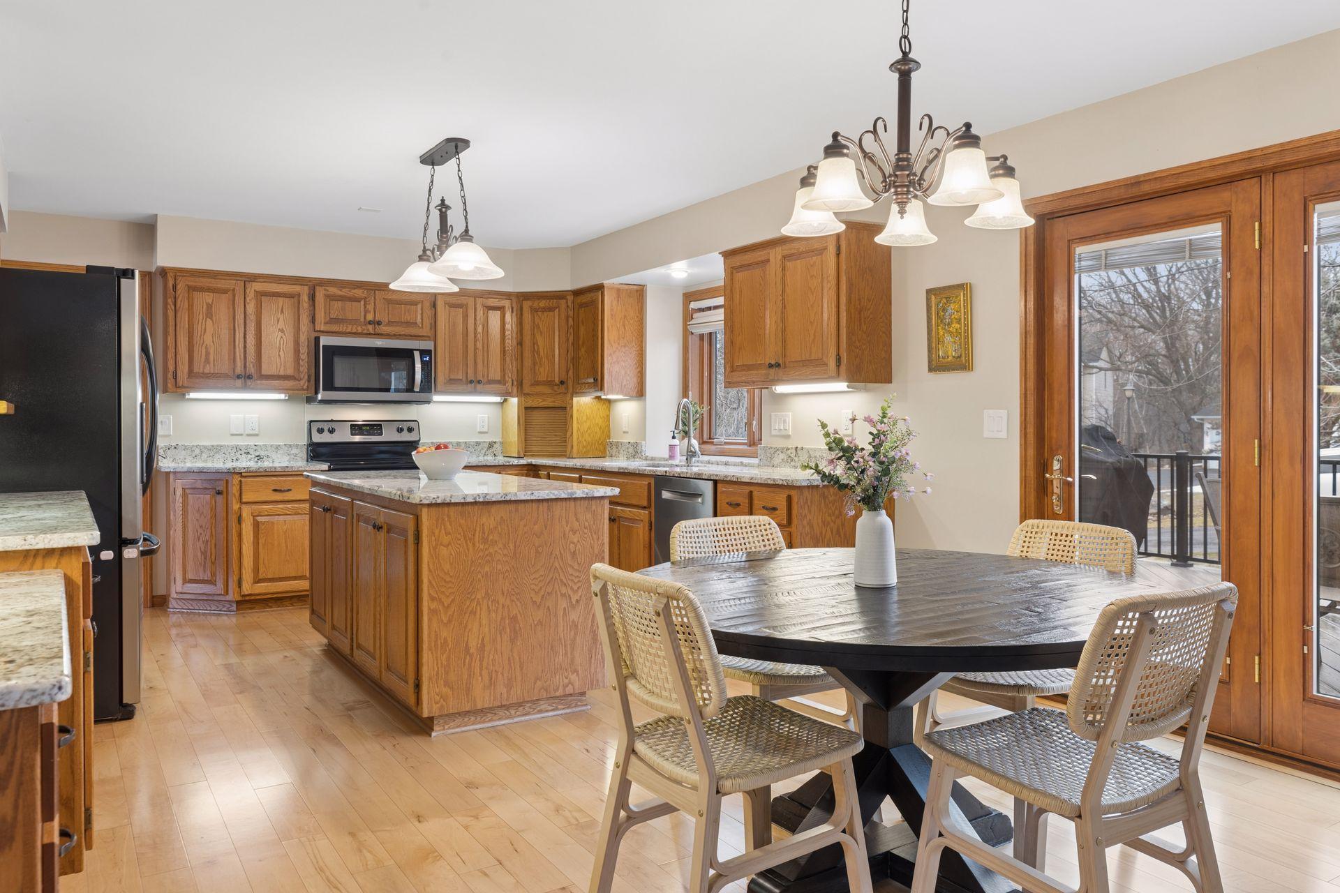 508 77th Street West St. Paul, MN 55121 - Photo 10 of 52