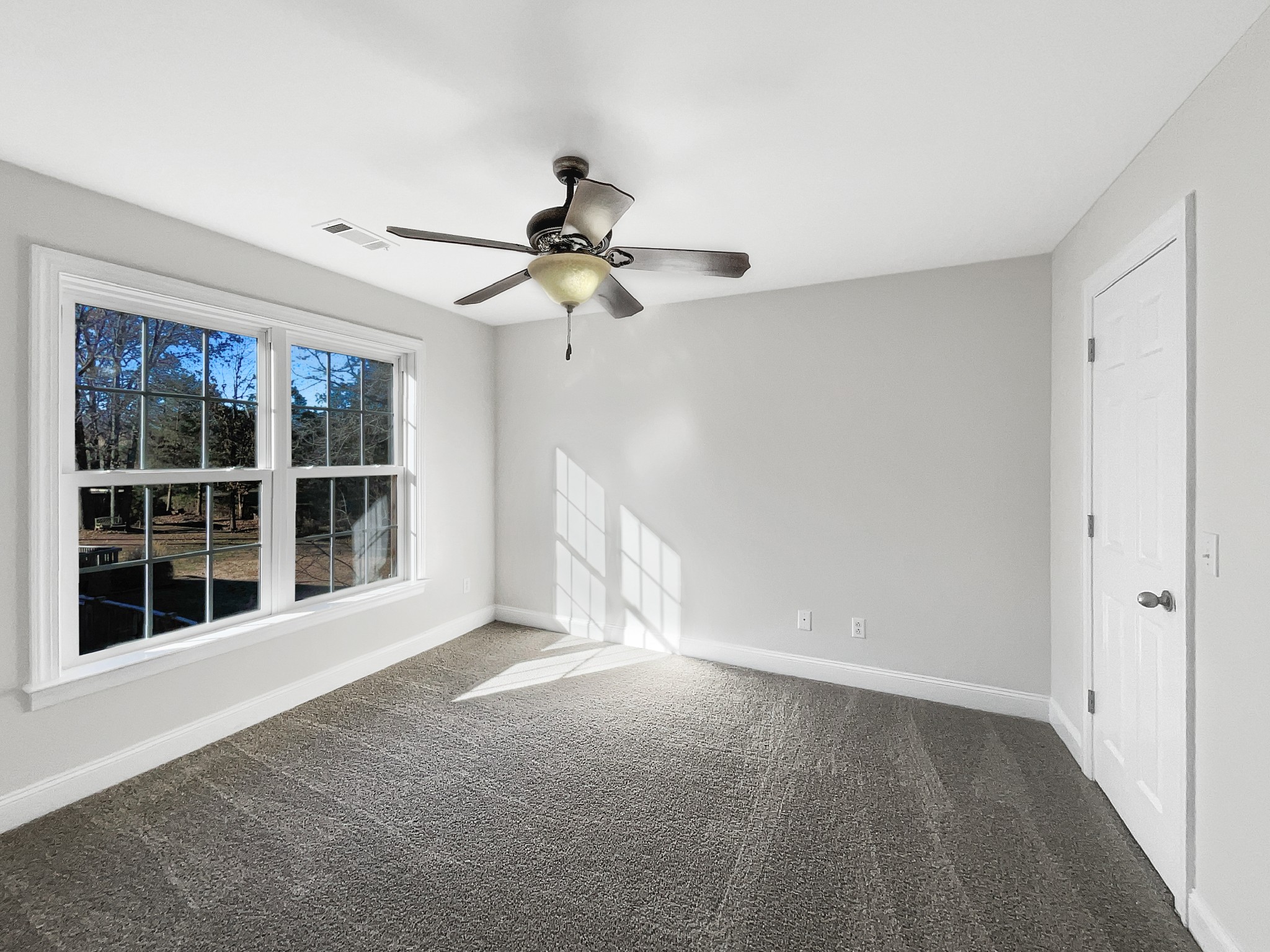 7302 Kempton Court Fairview, TN 37062 - Photo 15 of 28 a view of an empty room with a window