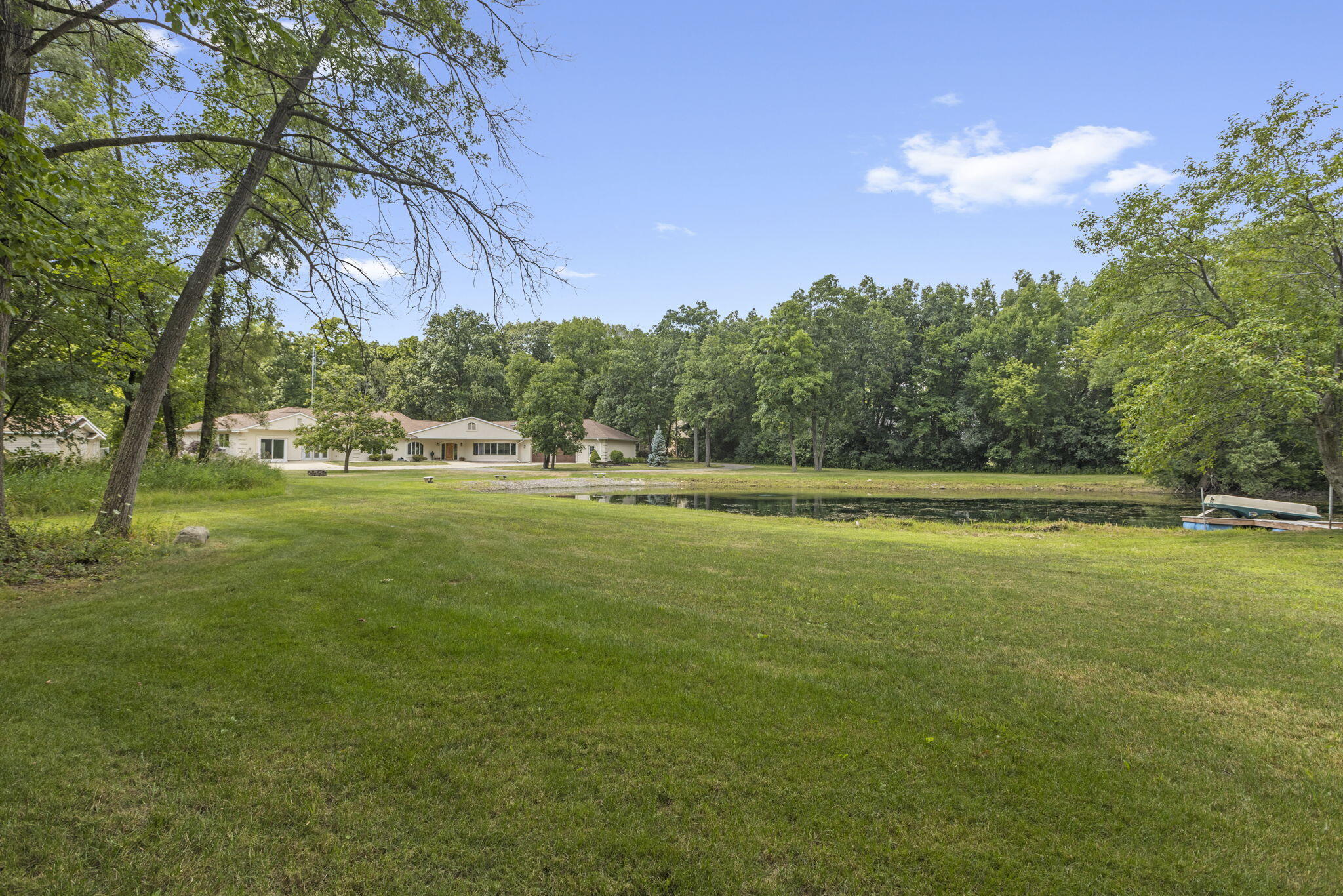 903 Hazel Ridge Road Elkhorn, WI 53121 - Photo 4 of 45 5-web-or-mls-Kelly Freedman - _H5A9492