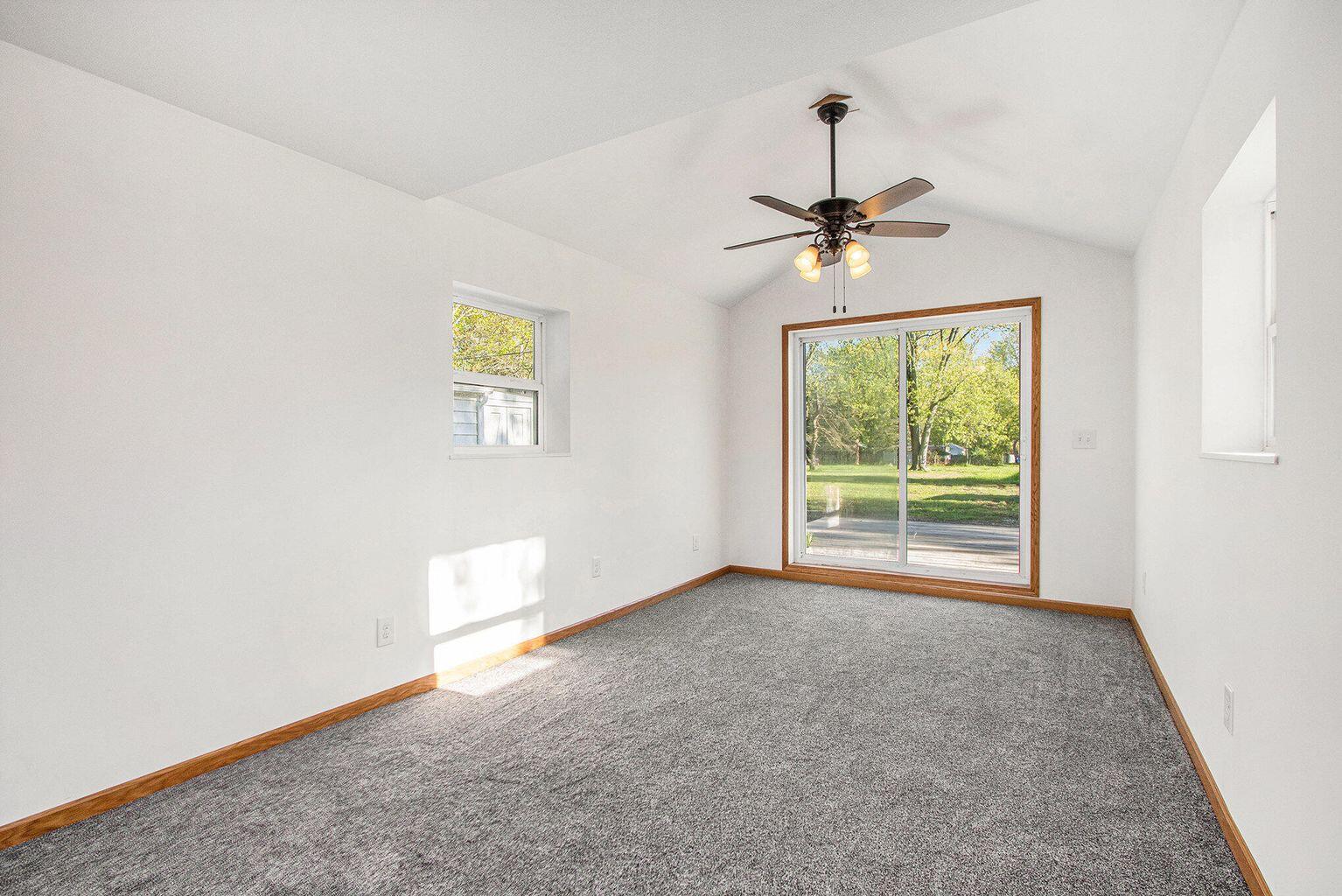 314 Riverside Drive Watervliet, MI 49098 - Photo 14 of 26 20250512171642443810000000-o