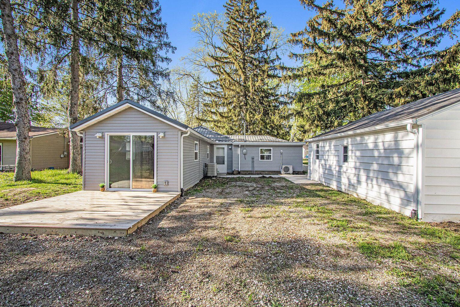 314 Riverside Drive Watervliet, MI 49098 - Photo 23 of 26 20250512171648538562000000-o