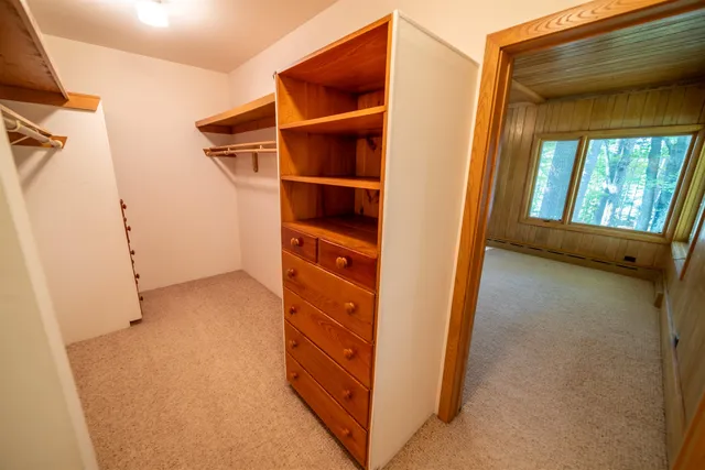 $988,500 | 4239 Forest Point Drive, Rhinelander, WI 54501