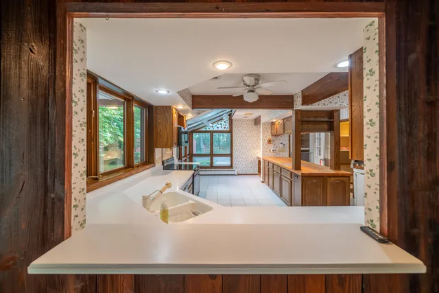 $988,500 | 4239 Forest Point Drive, Rhinelander, WI 54501