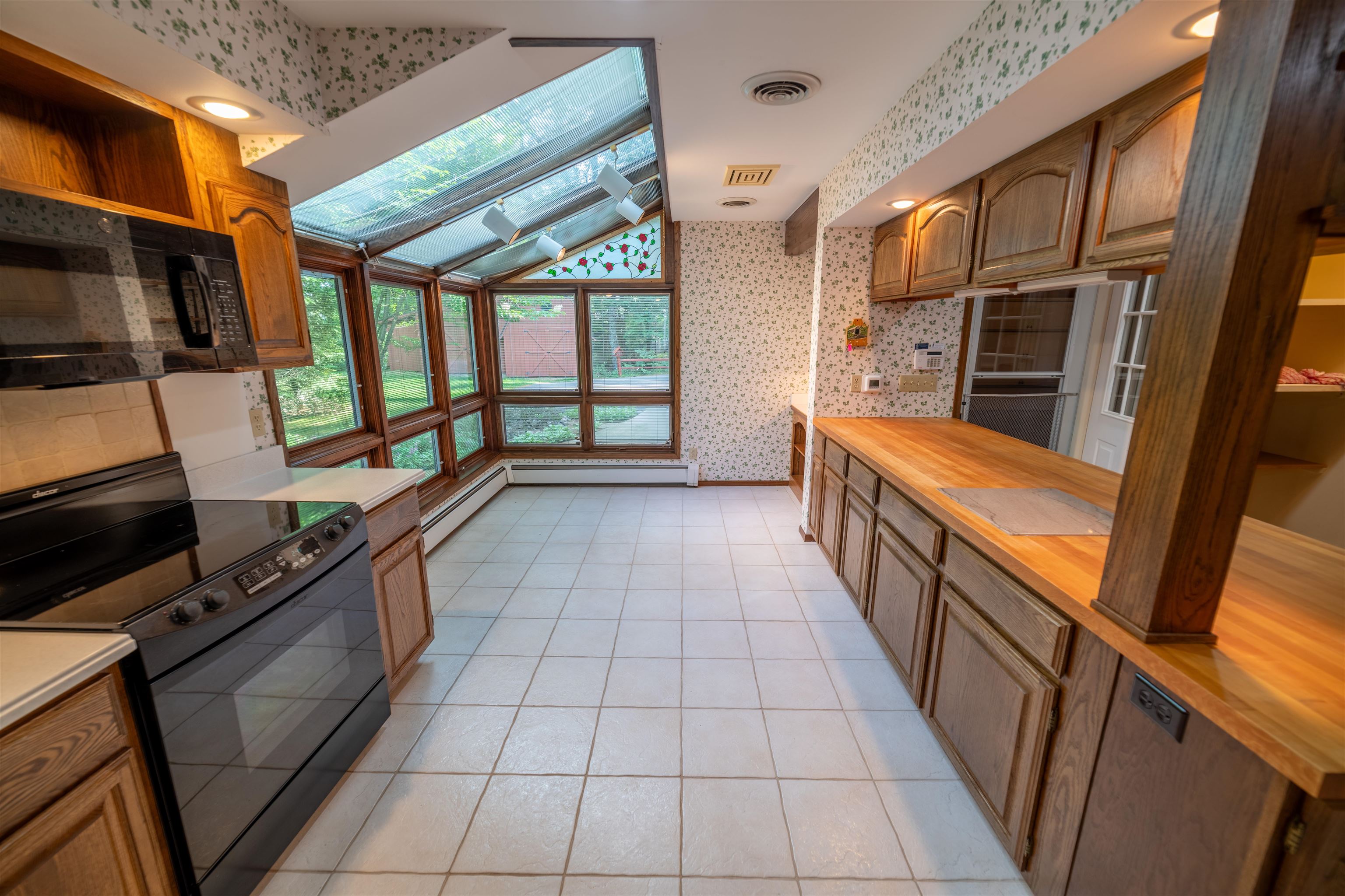 4239 Forest Point Drive Rhinelander, WI 54501 - Photo 6 of 58