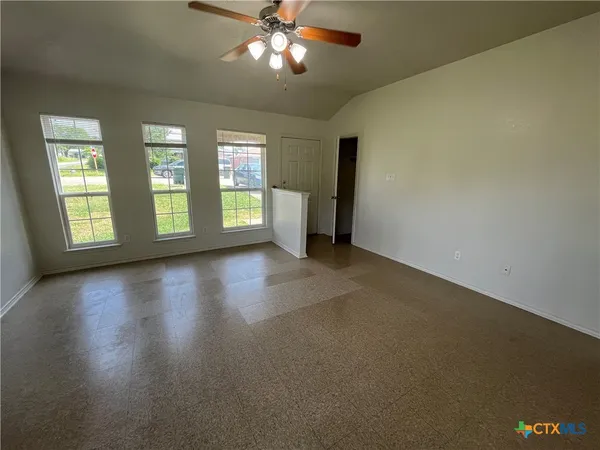 $1,395 | 503 East Union Avenue, Temple, TX 76501