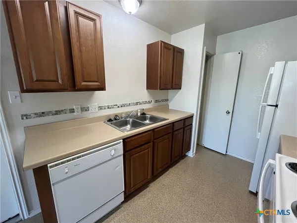 $1,395 | 503 East Union Avenue, Temple, TX 76501