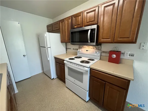 $1,395 | 503 East Union Avenue, Temple, TX 76501