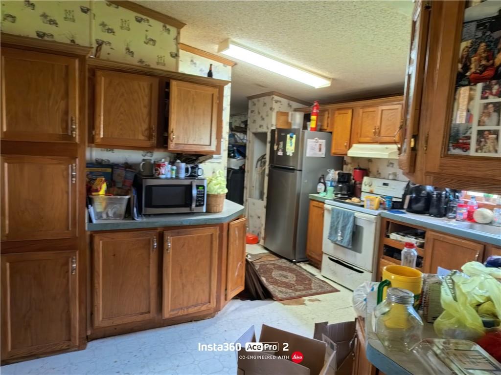 36475 407th Street Lane, KS 66042 - Photo 19 of 21