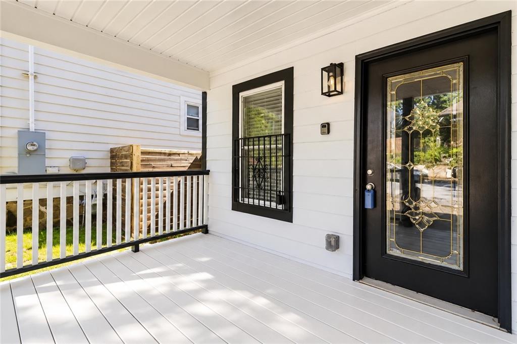732 Garibaldi Street Southwest Atlanta, GA 30310 - Photo 3 of 17 Gallery Image 3