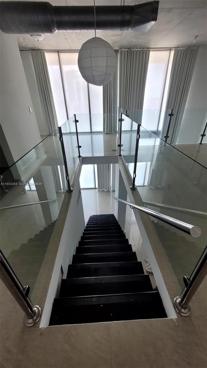 690 Southwest 1st Court, Unit 3110 Miami, FL 33130 - Photo 13 of 16 a view of entryway