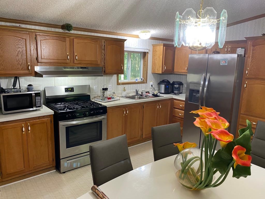 10700 Ashard Road Lake, MI 48632 - Photo 13 of 22 1904322-16.JPG