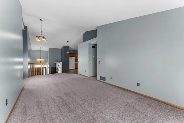 $275,000 | 5362 140th Avenue Northwest, Ramsey, MN 55303
