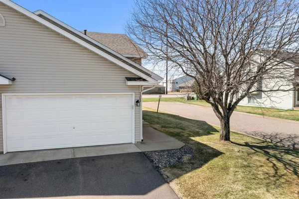 $275,000 | 5362 140th Avenue Northwest, Ramsey, MN 55303