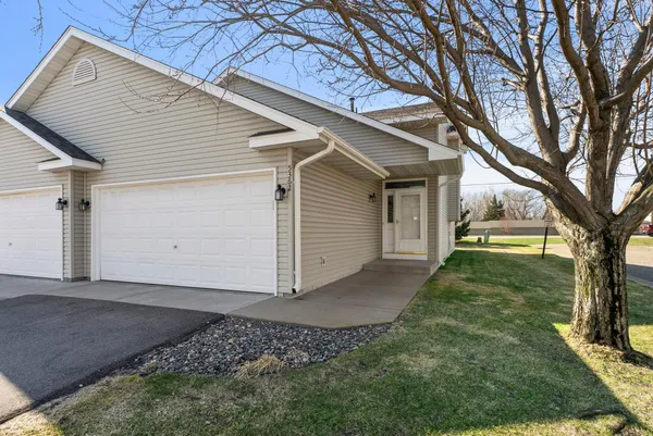 $275,000 | 5362 140th Avenue Northwest, Ramsey, MN 55303