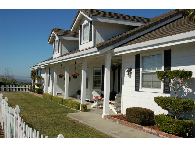 8800 Berta Ridge Court Prunedale, CA 93907 - Photo 3 of 25 Gallery Image 3