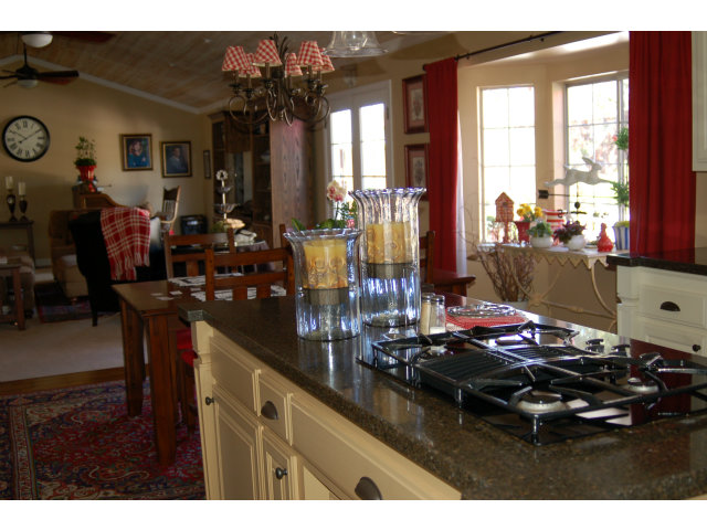 8800 Berta Ridge Court Prunedale, CA 93907 - Photo 9 of 25 Gallery Image 9
