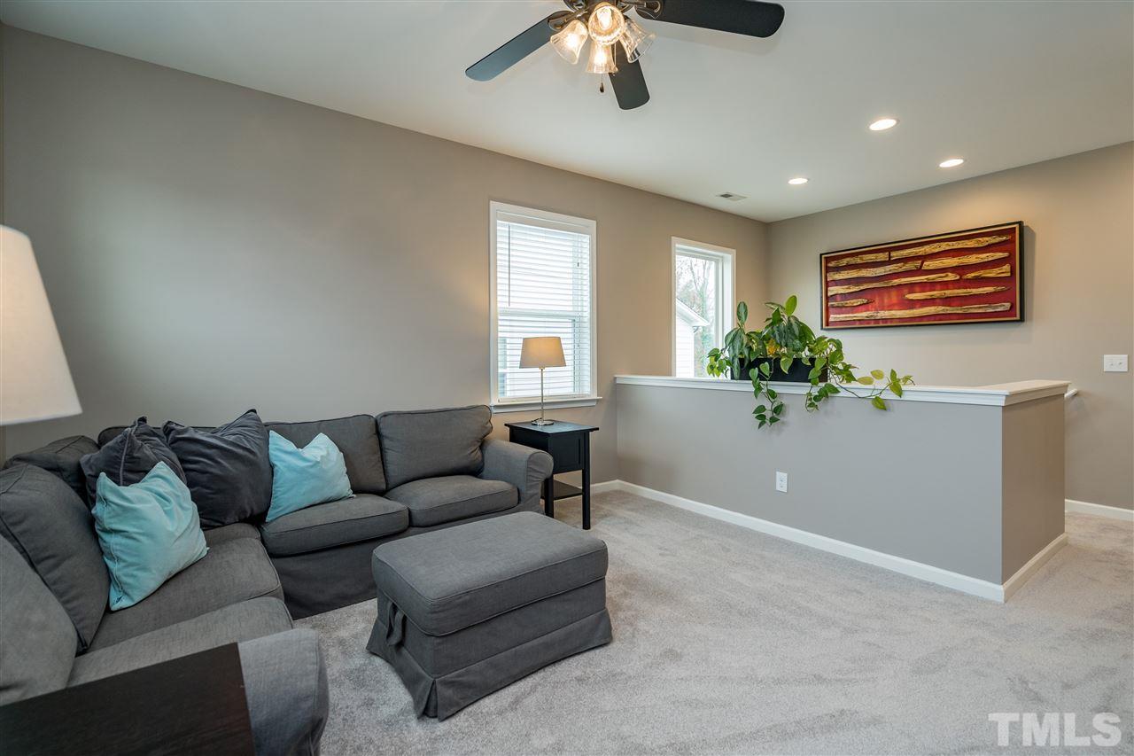 439 Plainview Avenue Raleigh, NC 27604 - Photo 14 of 29 a living room with furniture