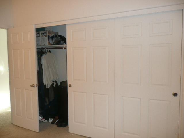 909 East Camelback Road, Unit 2040 Phoenix, AZ 85014 - Photo 16 of 39 2nd bdrm closets