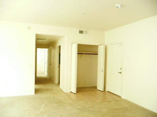 909 East Camelback Road, Unit 2040 Phoenix, AZ 85014 - Photo 35 of 39 entry