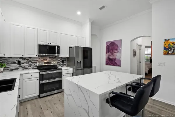 $689,900 | 3546 Northwest Deer Oak Drive, Jensen Beach, FL 34957