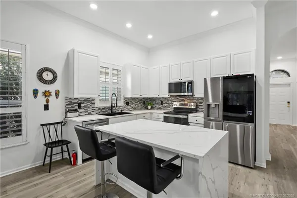 $689,900 | 3546 Northwest Deer Oak Drive, Jensen Beach, FL 34957