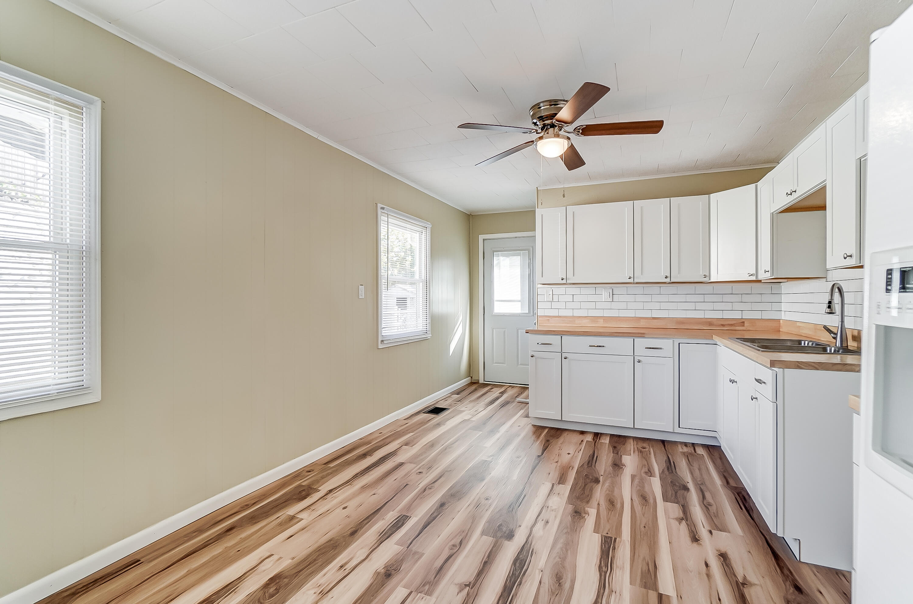 820 South Burnett Road Springfield, OH 45505 - Photo 8 of 25 Gallery Image 8