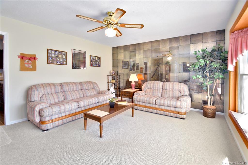 1317 Reid Harkey Road Matthews, NC 28105 - Photo 7 of 30 Gallery Image 7