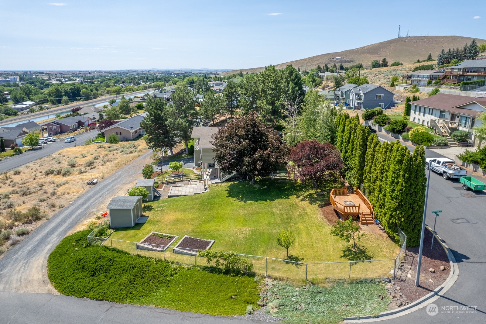 464 Patrick Road Ephrata, WA 98823 - Photo 27 of 30 an aerial view of residential houses with outdoor space