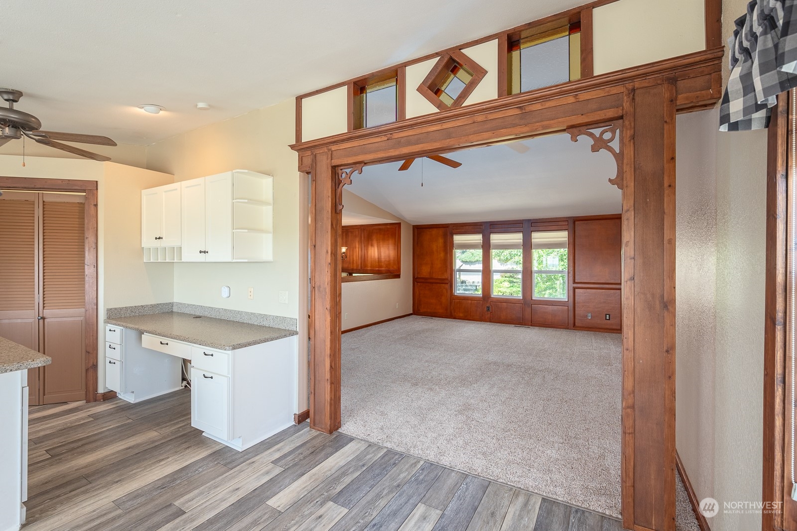 464 Patrick Road Ephrata, WA 98823 - Photo 9 of 30 a view of an empty room and window