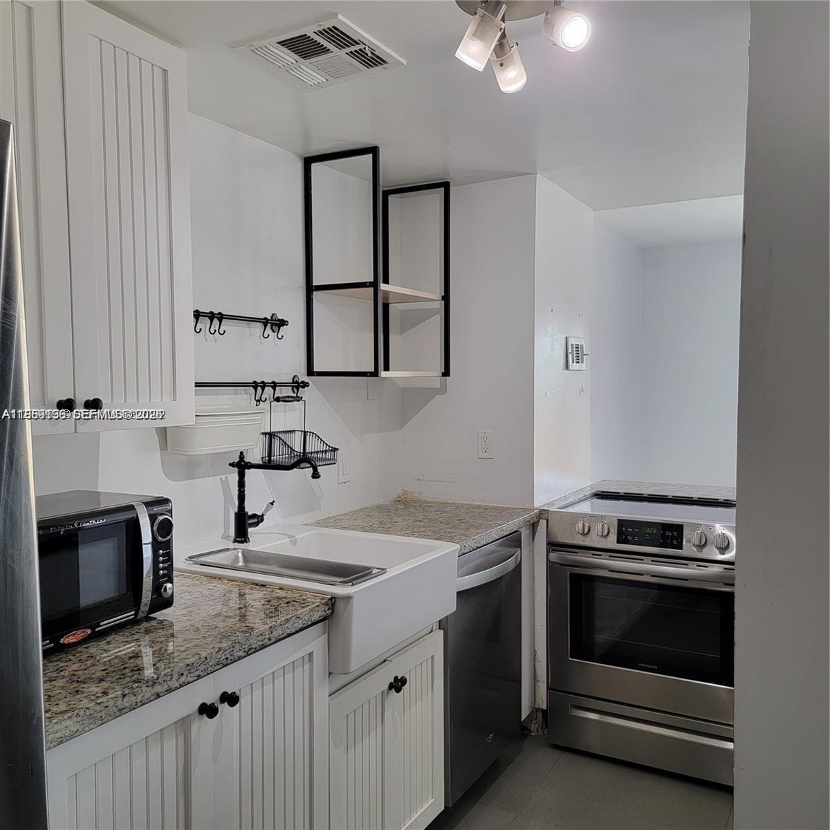 880 Northeast 69th Street, Unit 4L Miami, FL 33138 - Photo 4 of 15