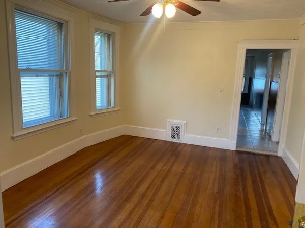 $3,375 | 901 Saratoga Street, Unit 3, Boston, MA 02128