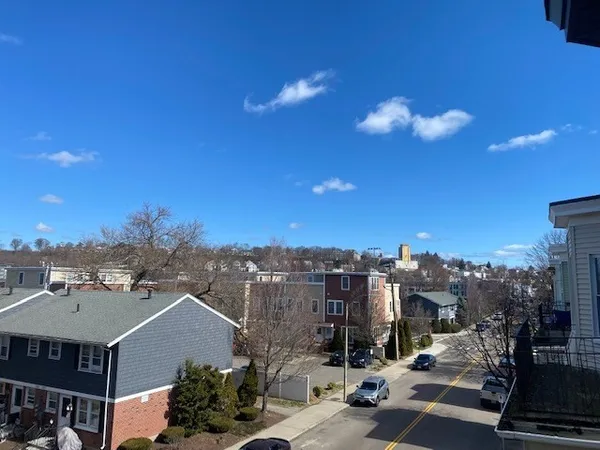 $3,375 | 901 Saratoga Street, Unit 3, Boston, MA 02128