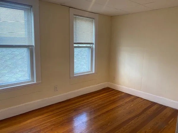 $3,375 | 901 Saratoga Street, Unit 3, Boston, MA 02128